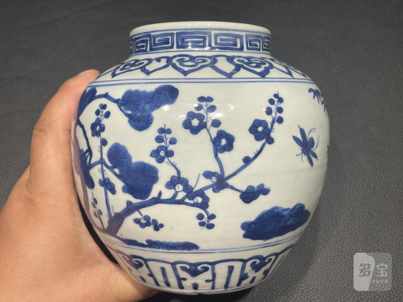明嘉靖 青花岁寒三友图罐 - 图4